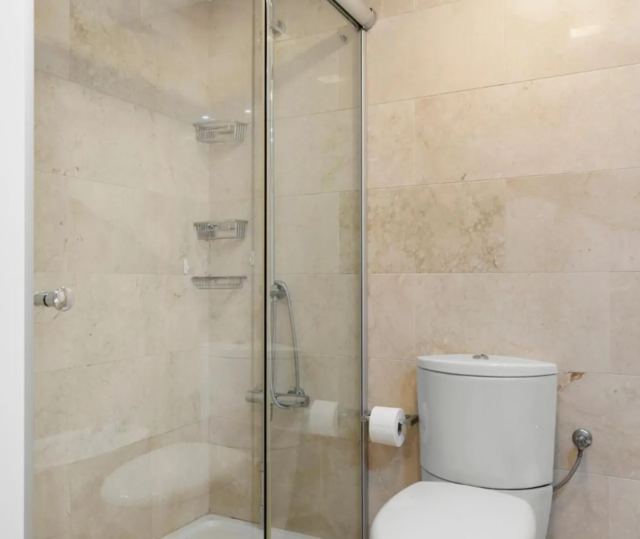 Cozy Beach Apartment At Best Location Marbella